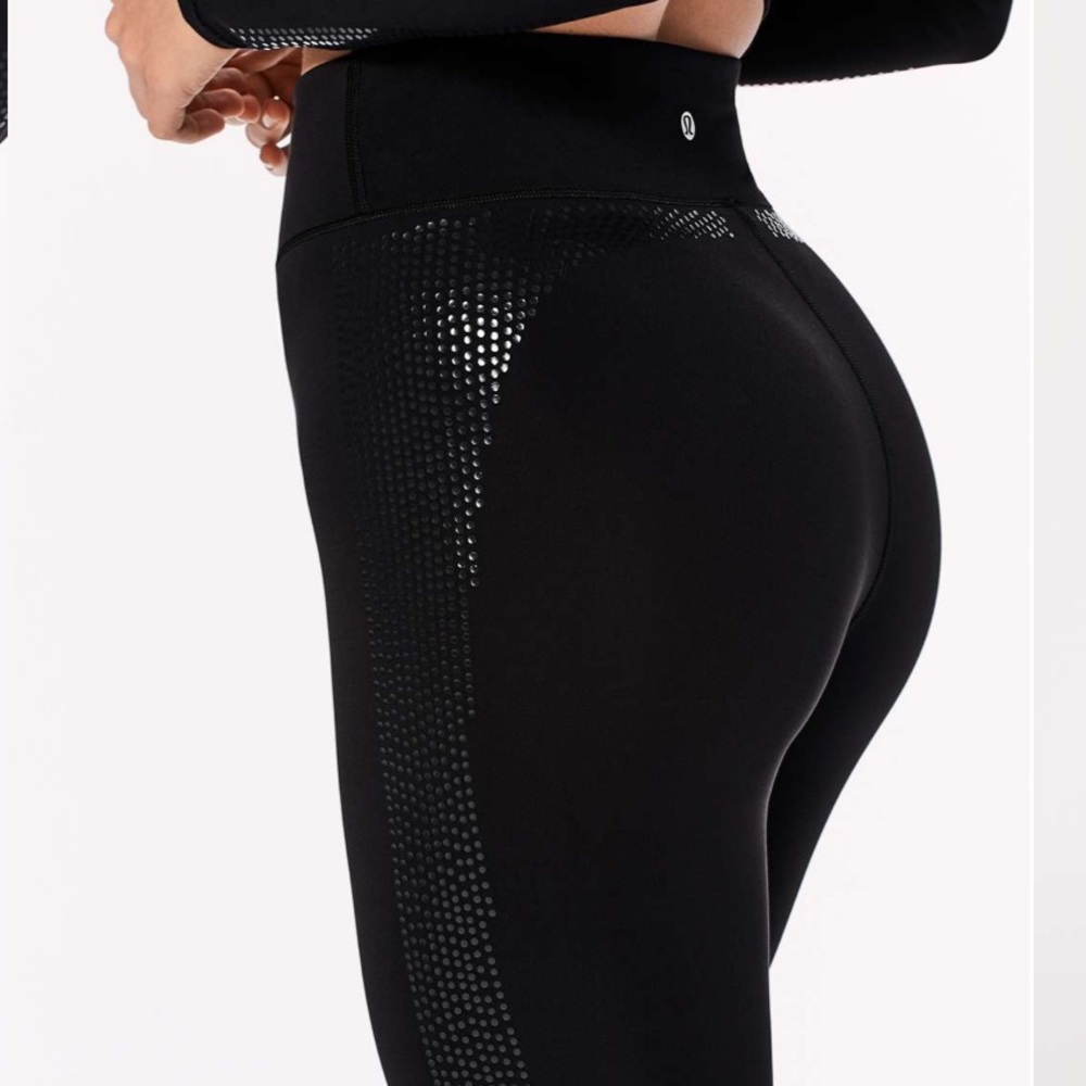 Lululemon plank to pike tight sz 4